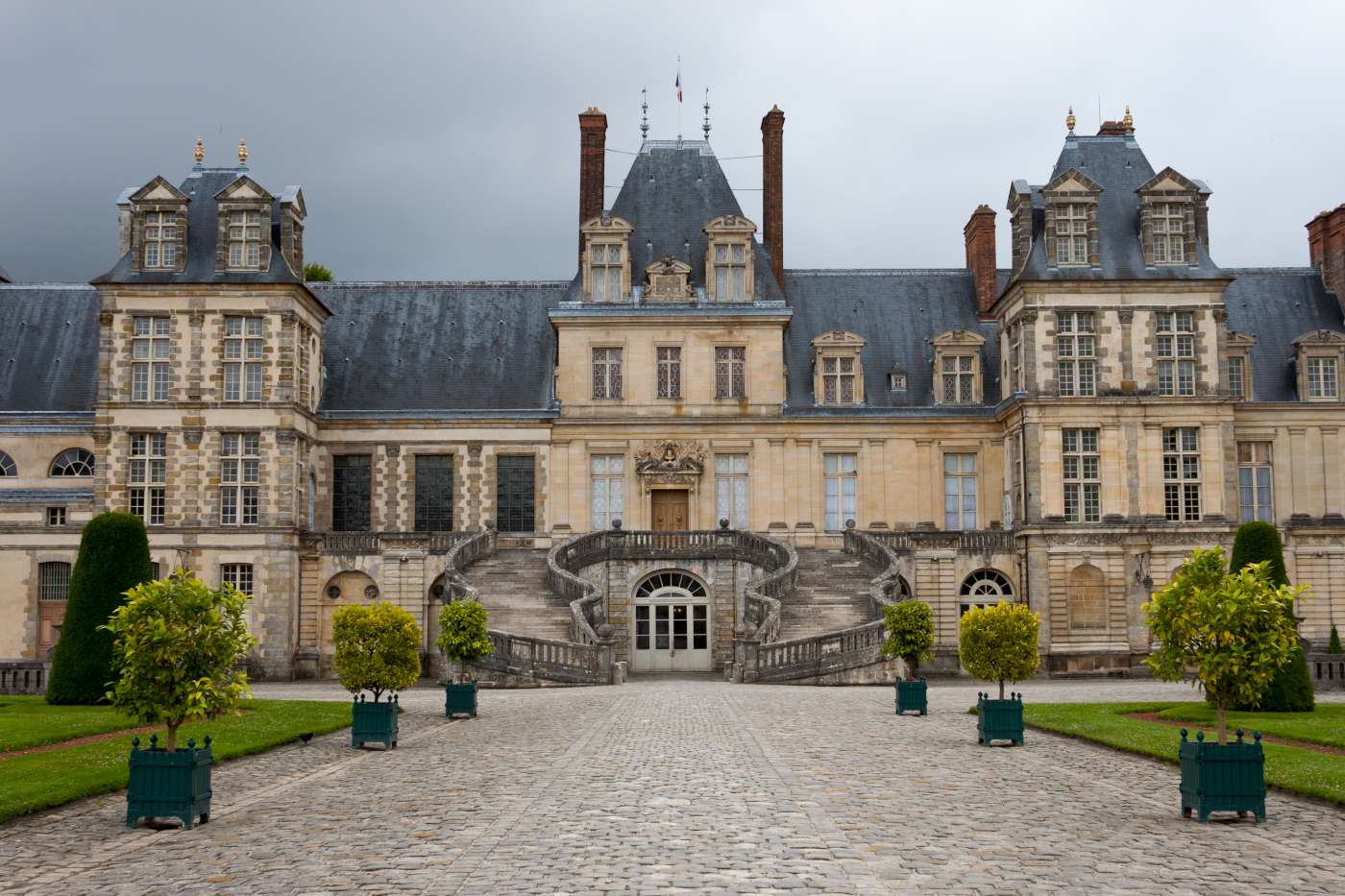 Chateau-de-Fontainebleau-1400