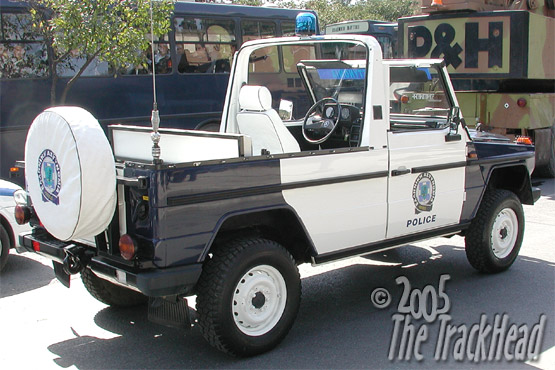 page4_realphotos_GWagen125_police_02.jpg