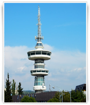 http://thessaloniki-gold.com/images/thessaloniki-guide/thessaloniki-attractions/thessaloniki-ote-tower/thessaloniki-ote-tower-2.jpg