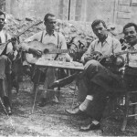 Ο Κερομύτης, ο Μπιρ Αλάχ και ο Μητσάκης σε φωτογραφία του 1944.