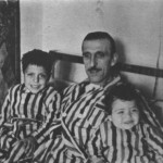Ο Παπαϊωάννου με τους γιούς του.