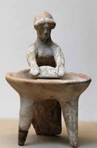 Ταναγραία αλέθει σιτάρι, 450 π.Χ., Βρετανικό Μουσείο