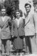 Φωτογραφία s023. Παναγιώτης Σουλιμιώτης, Νίτσα Σουλιμιώτη (Παγώνα) και Αλέκος Σουλιμιώτης στηνΙερά Μονή Κατσιμικάδας στις 22 Απριλίου 1952.