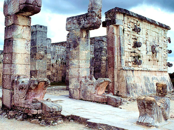 Mayan-Warrior's-Temple,-Yuc.jpg