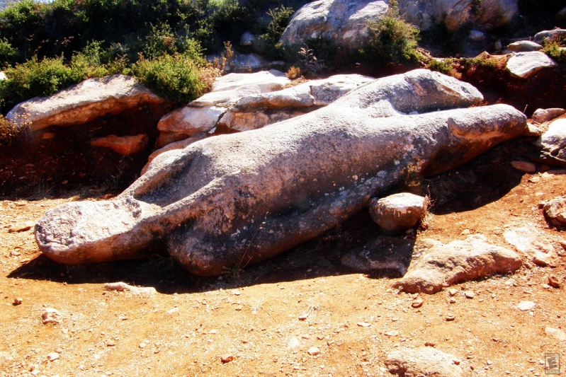 Αρχαϊκή πλαστική 625-570, Κούρος της Νάξου β'