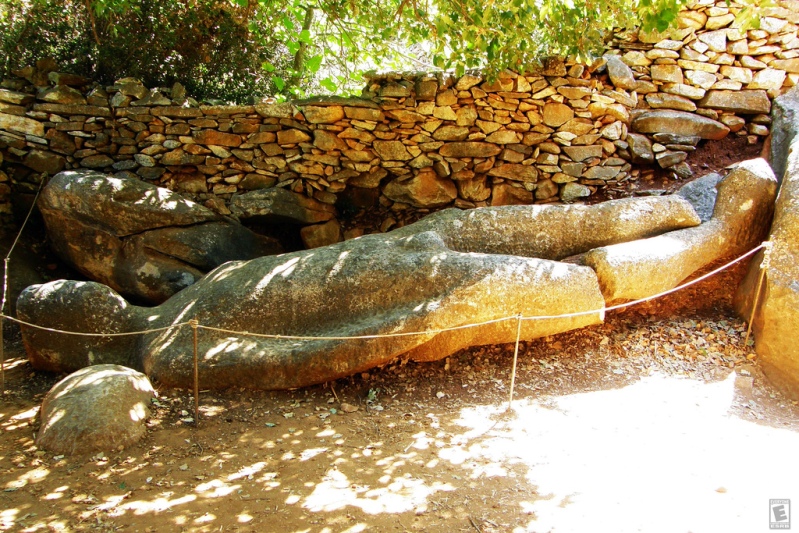 Αρχαϊκή πλαστική 625-570, Κούρος της Νάξου β'